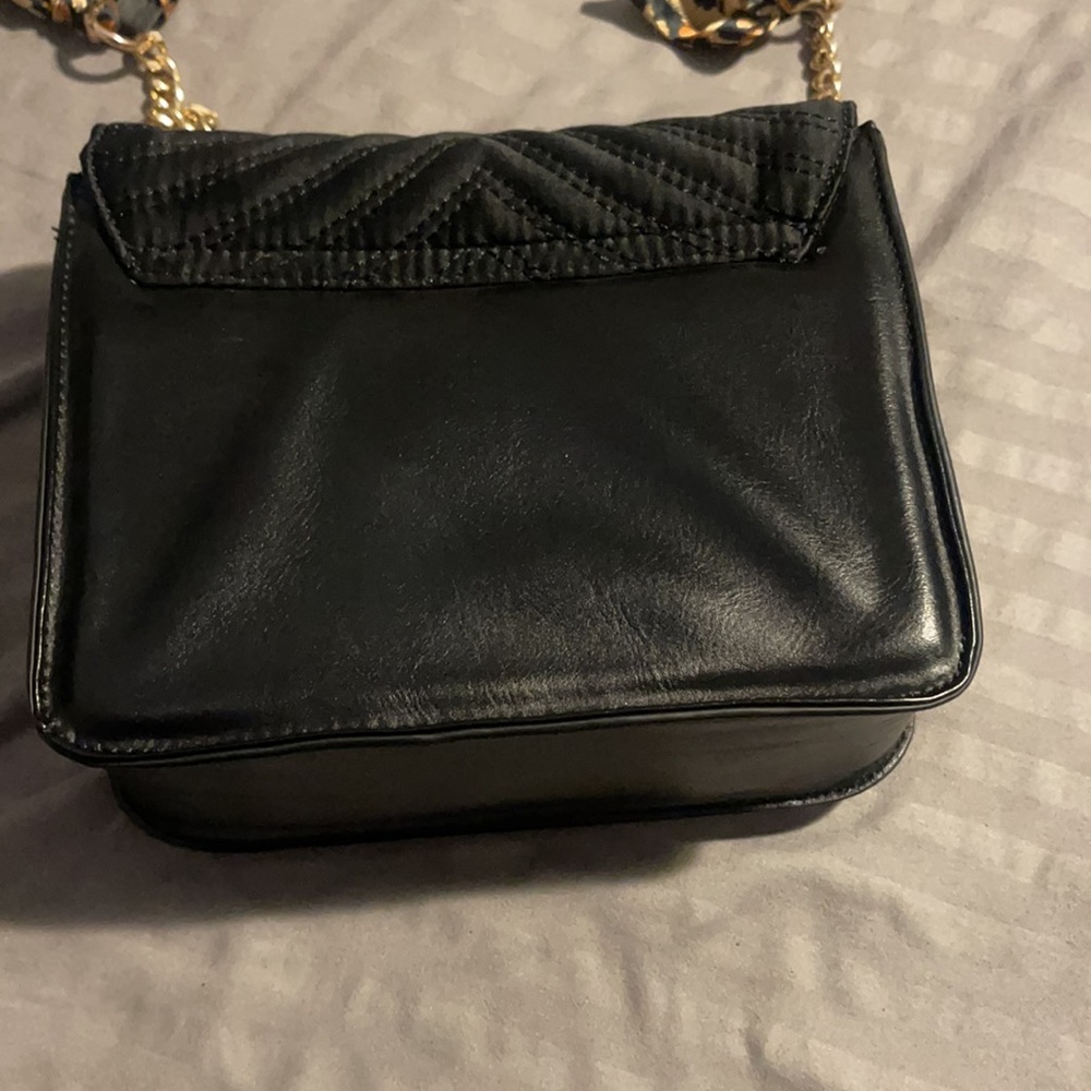 SHEIN Black and gold cross body - Picture 4 of 5